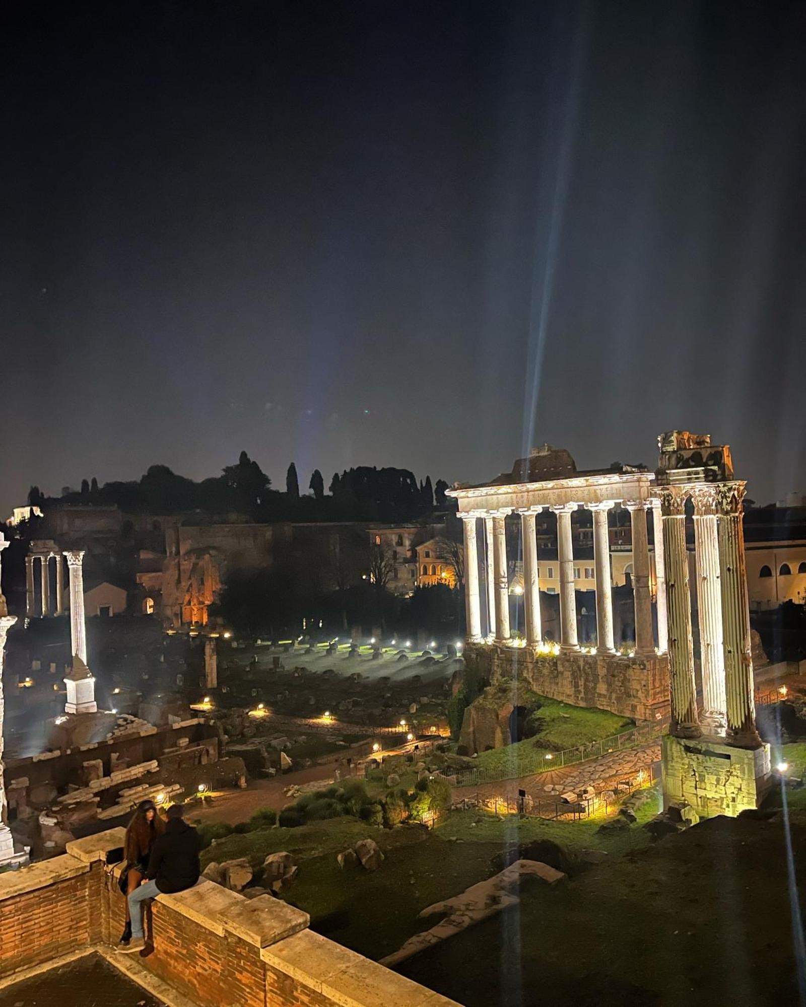 Shabby Roman Studio- Ai Fori Imperiali, Rome