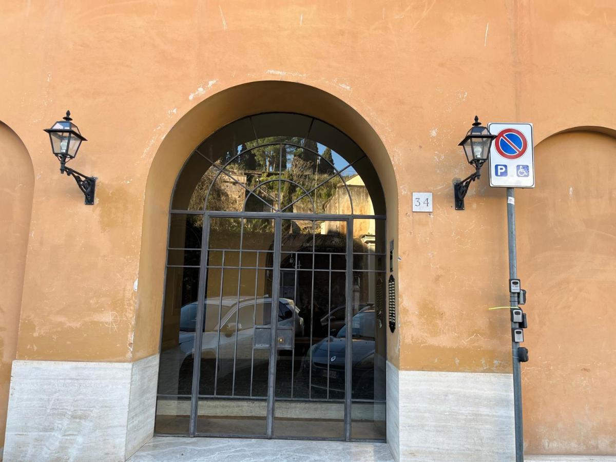Shabby Roman Studio- Ai Fori Imperiali — Foto 1